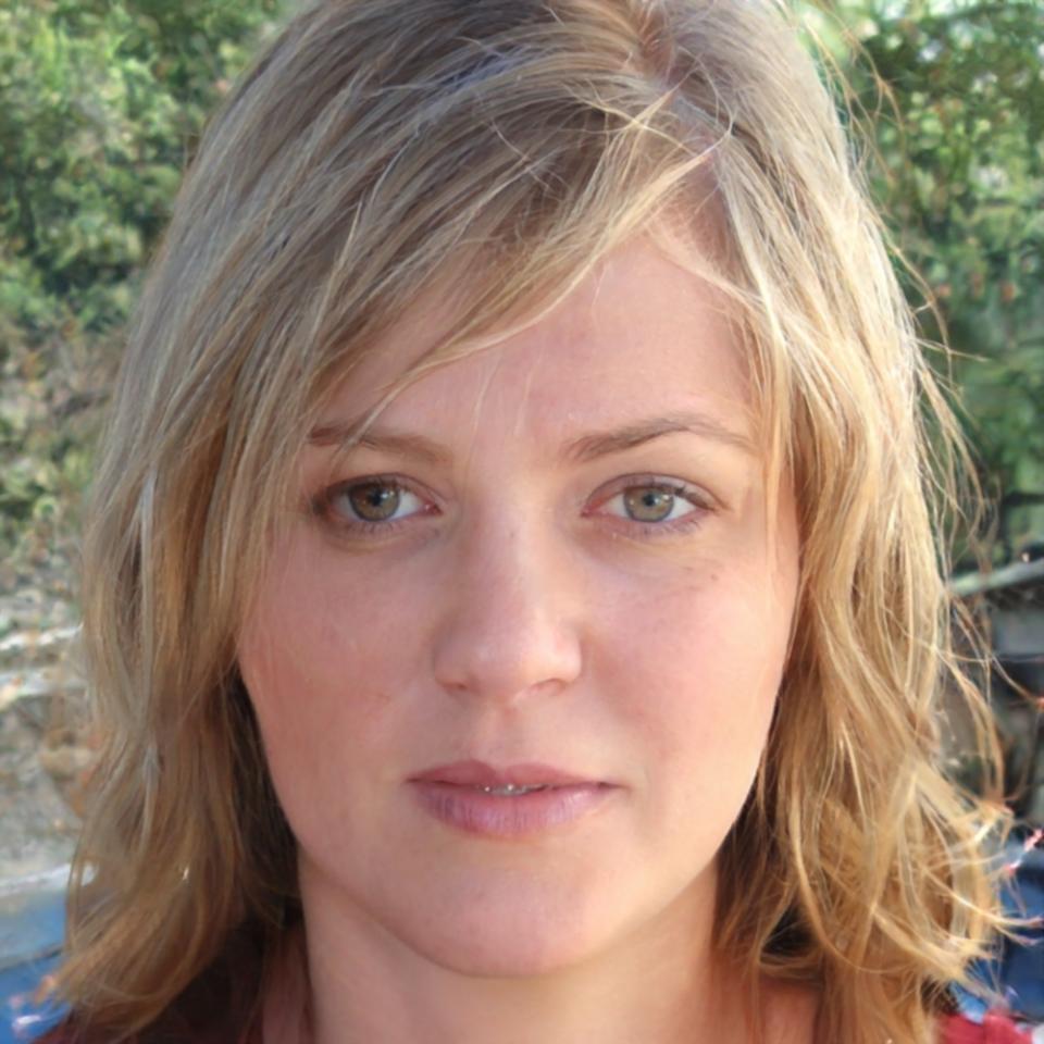 Portrait de Marie Dubois, participante au programme de sécurité financière